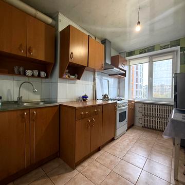 Квітки Цісик вул. (Гулі Корольової), 12-В