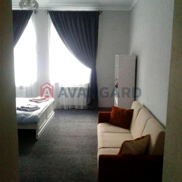 Рене Декарта вул., 9