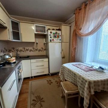 Назара Небожинського вул. (Павлюченка), 18