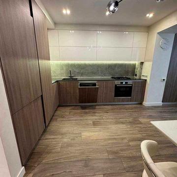 3 кімнатна квартира з ремонтом та індивідуальним газовим опаленням