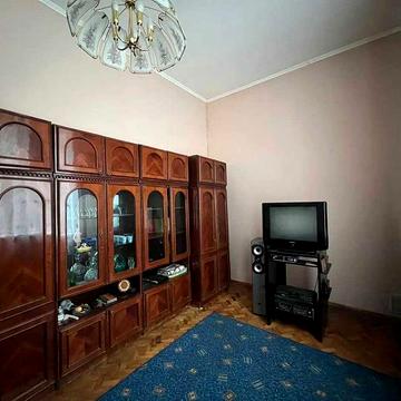 2 кім квартира Нац.Гвардії,комерція