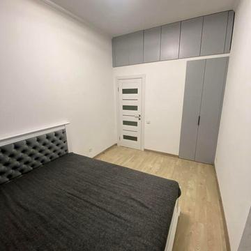 Клепарівська вул., 5