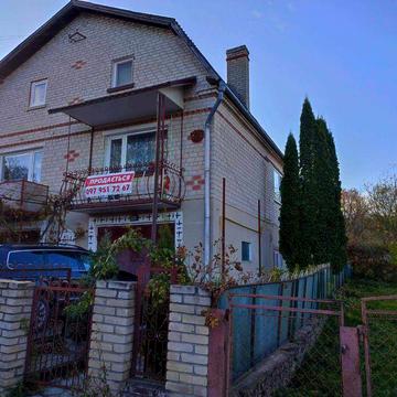 продається будинок