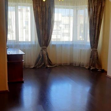 Ярослава Баїса вул. (Володимира Висоцького), 23