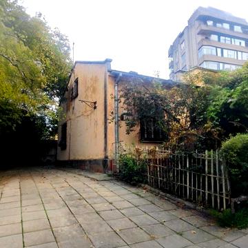 Моршинська вул., 9