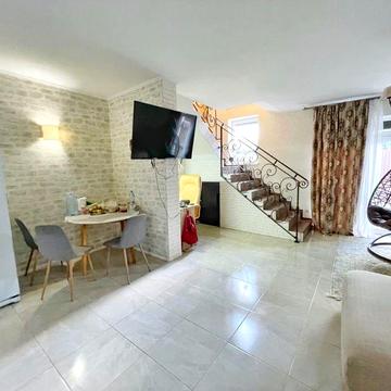 Таунхаус з ремонтом.Ірпінь, парк Дубки.