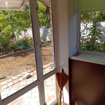 Затишний будинок