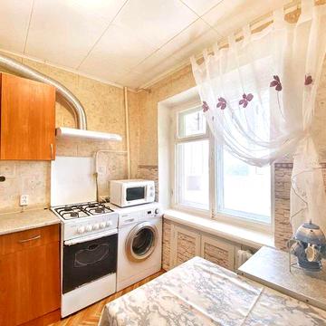 1 кім в ЦЕГЛІ багатоповерхівка район НЕЗАЛЕЖНОСТІ (Титова) (716966)