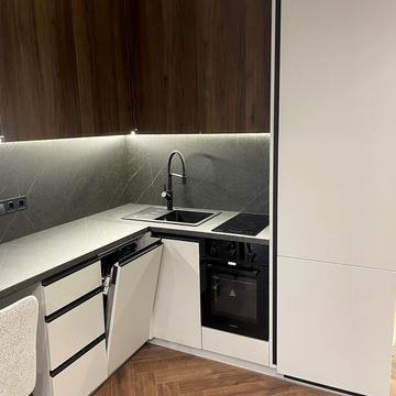 Михайла Максимовича вул. (Онуфрія Трутенка), 2