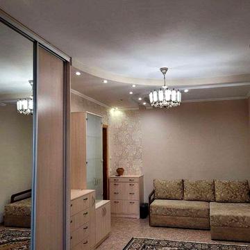 Здам затишну 2-кімнатну квартиру після ремонту, Бальзака 8