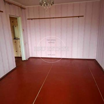 Йорданська вул. (Лайоша Гавро), 11