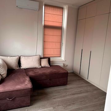 Павла Лі пров. (Московський), 2-Б