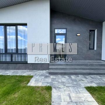 Грушева вул., 1