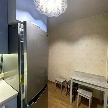 Довгострокова оренда 1к Квартира Яни Червоної (Джерельна) вулиця