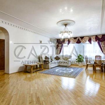 Здається вперше в оренду 3-кімнатна квартира на Саперно-Слобідській 22