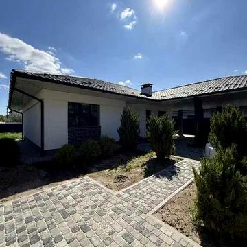 Якісний будинок 110 м² у с. Іванковичі, ГАЗ, поруч ліс, озеро і школа