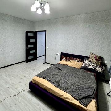 Центр. Бунина. 3 комнаты. Отличное место под арендный бизнес