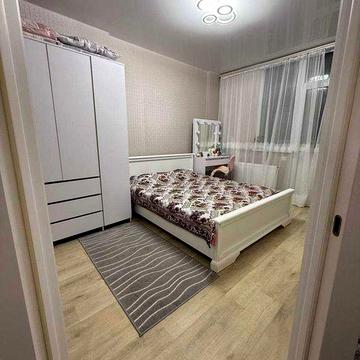 Продам простору 2-х кімнатну квартиру біля метро Бориспільська ЖК Східна Брама