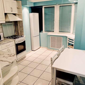 Аренда квартири вул. Велика Васильківська 124А