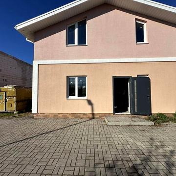 Просторий будиноку в  Тарасівці (Юрівка) -поруч Київ