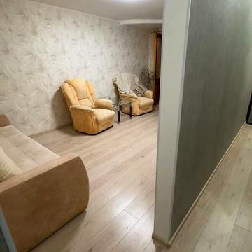 Продаж 1к Квартира Небесної Сотні проспект