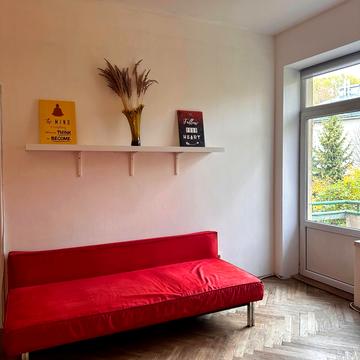 Кастелівка вул., 50