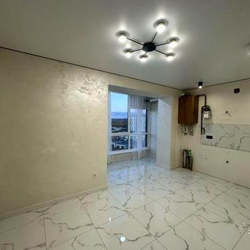 Продам 2 кімнатну квартиру з кухнею-студією в центрі міста ЖК Княгинин