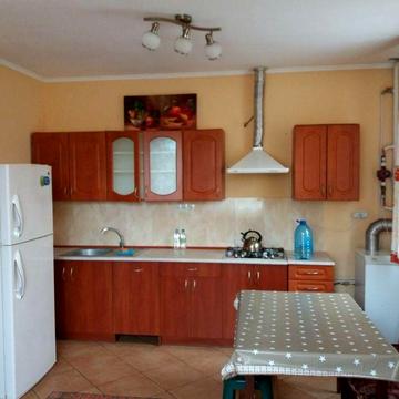 Здам будинок центр міста