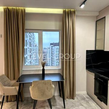 Михайла Максимовича вул. (Онуфрія Трутенка), 24