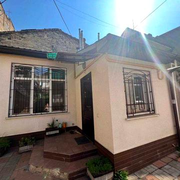 Сдам кухню студию и спальню в центре города на Тираспольской!