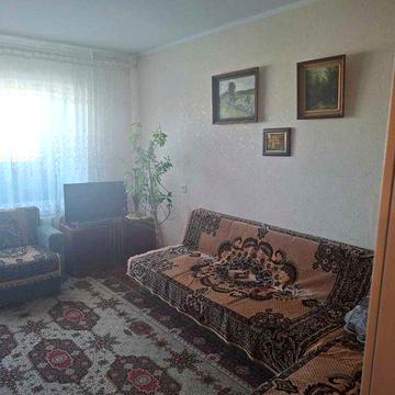 Продається 3-кімнатна квартира на пр.Молоді