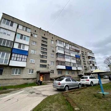 Продається 1/2 квартири, 27,5 м2, м. Коростишів, пров. Л. Мучник, 10а