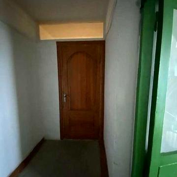 Продається 1/2 квартири, 27,5 м2, м. Коростишів, пров. Л. Мучник, 10а