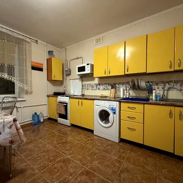 Сдаю квартиру парковая 77