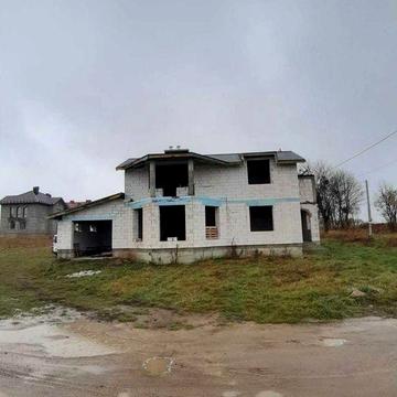 Будинок 235 мкв з ділянка 9 соток