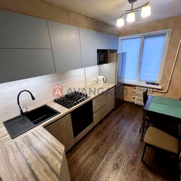 Продам 2к кв з ремонтом жм Покровський Червоний Камінь Парус