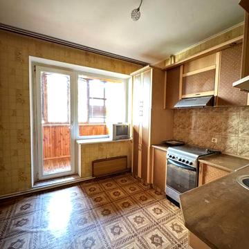 Продаж 2-кімнатної квартири, вул. Єськова  60м2