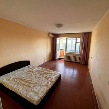 Айвазовського вул., 5а