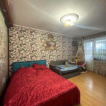 Продам 1к квартиру,вулиця Грушевського.