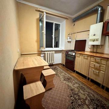 Задається 1 км. квартира Шевченківський р-н