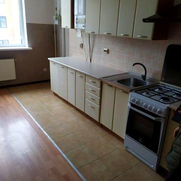 Продається двокімнатна квартира