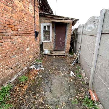 Частина будинку біля ТЦ Конкорд