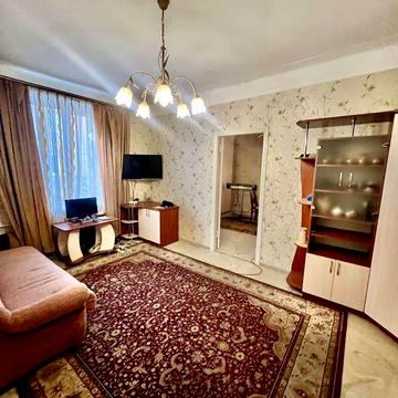 Продам 3 к квартиру центр вул . Гоголя