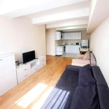 Машинобудівна вул., 41