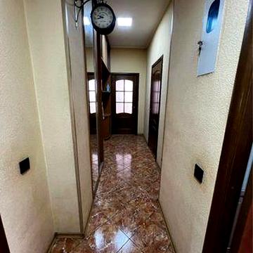 Сдам в оренду 4-х кім будинок на севастопольскій пл пр Лобановського