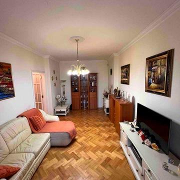 Продам 3-х комнатную квартиру на ул Дмитрия Донскова