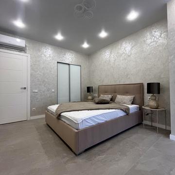 Домбровського вул., 2а