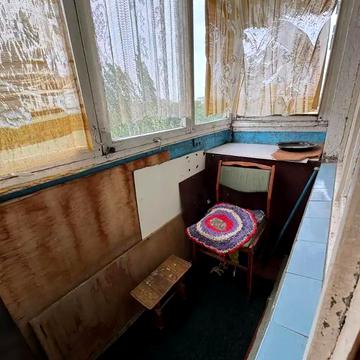 Метробудівська вул., 5