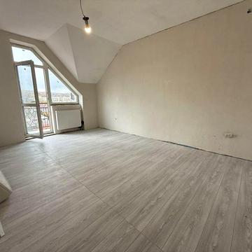 Продаж 2-кімнатної квартири в Ужгороді