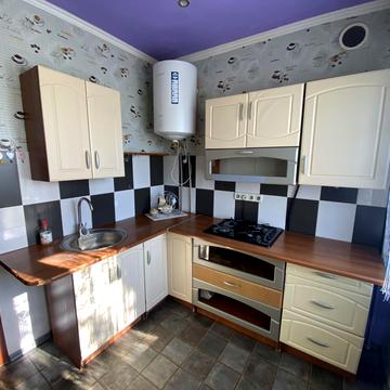 Пашутінська вул., 43